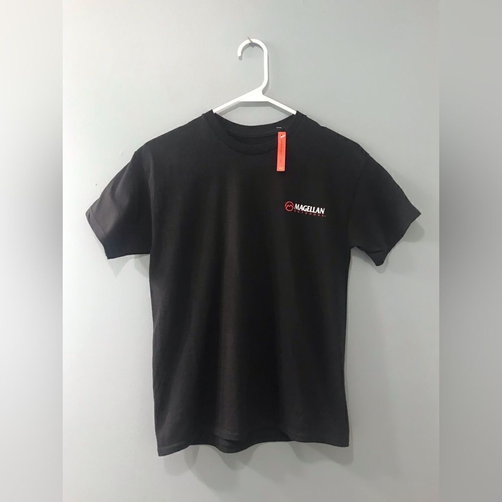 NWT … MAGELLAN OUTDOORS “Size: L” Christmas T-Shirt - Picture 2 of 4